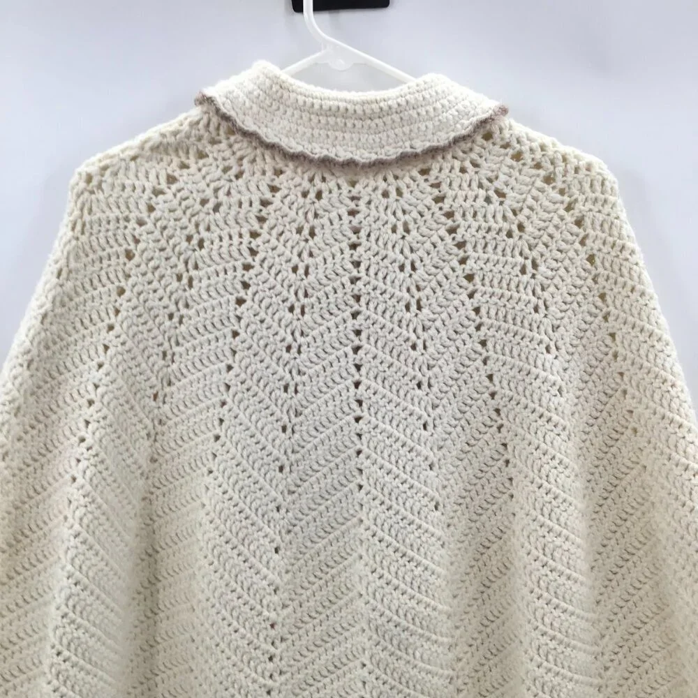 VTG Hand Crochet OS Capelet Short Cape Cream Boho Cottagecore Cosplay Prairie